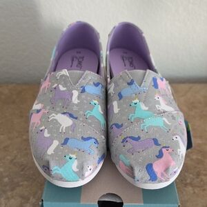 Toms Women's Unicorn Slip-On flays - Gray and Multicolor